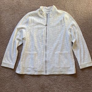Denim and Company white lace full zip, mock neck, sweater, sweatshirt. Size XL.